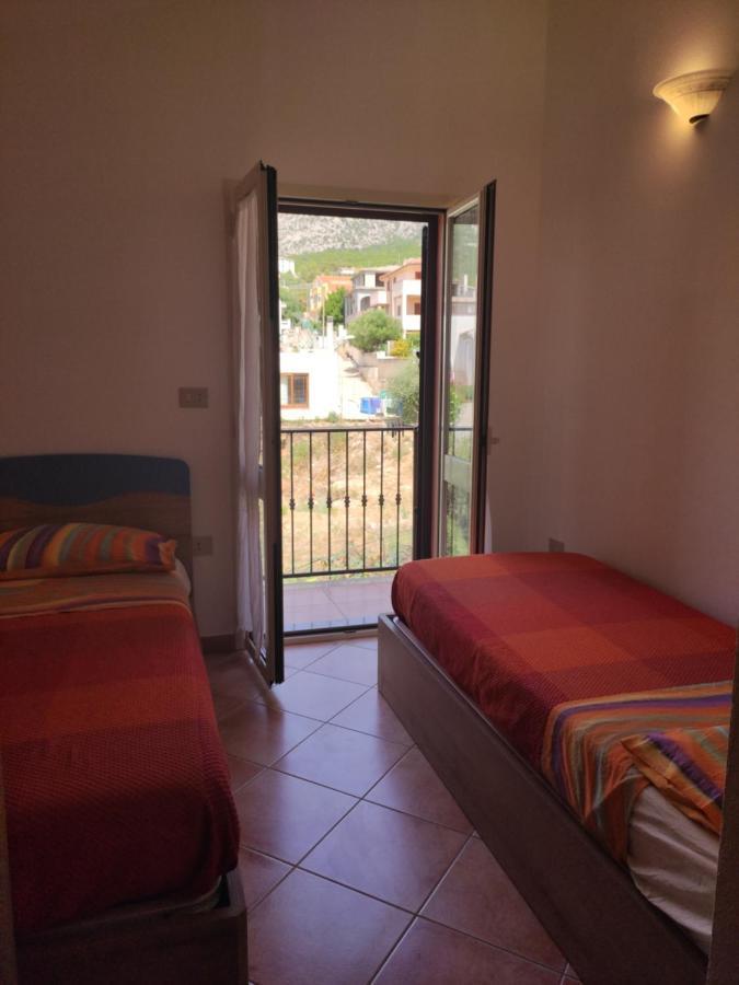 Appartamento Mirto Cala Gonone Luaran gambar